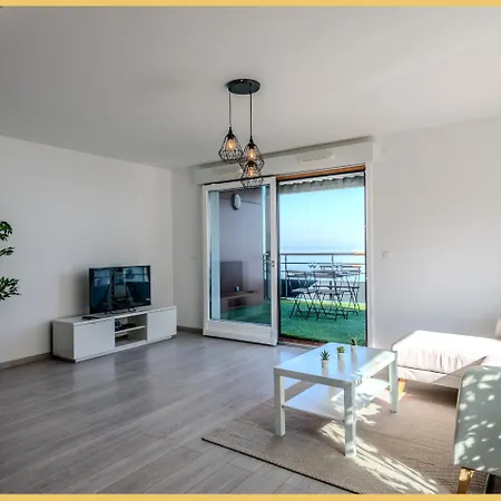 Le Rivage I T3 Bord Du I Apartment Publier